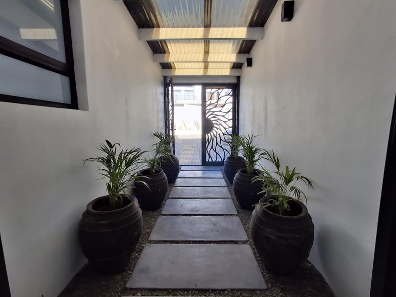4 Bedroom Property for Sale in Da Gama Bay Western Cape